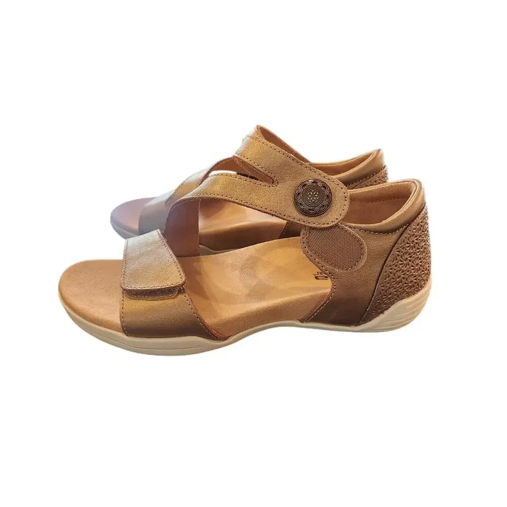 Hälsa Women's Comfort Walking Sandals Excellent Cond. Gold 7.5